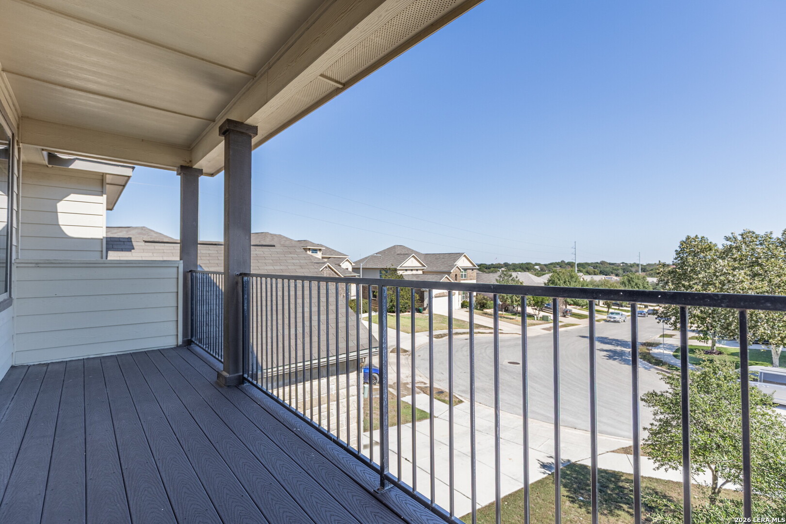 main property photo 20
