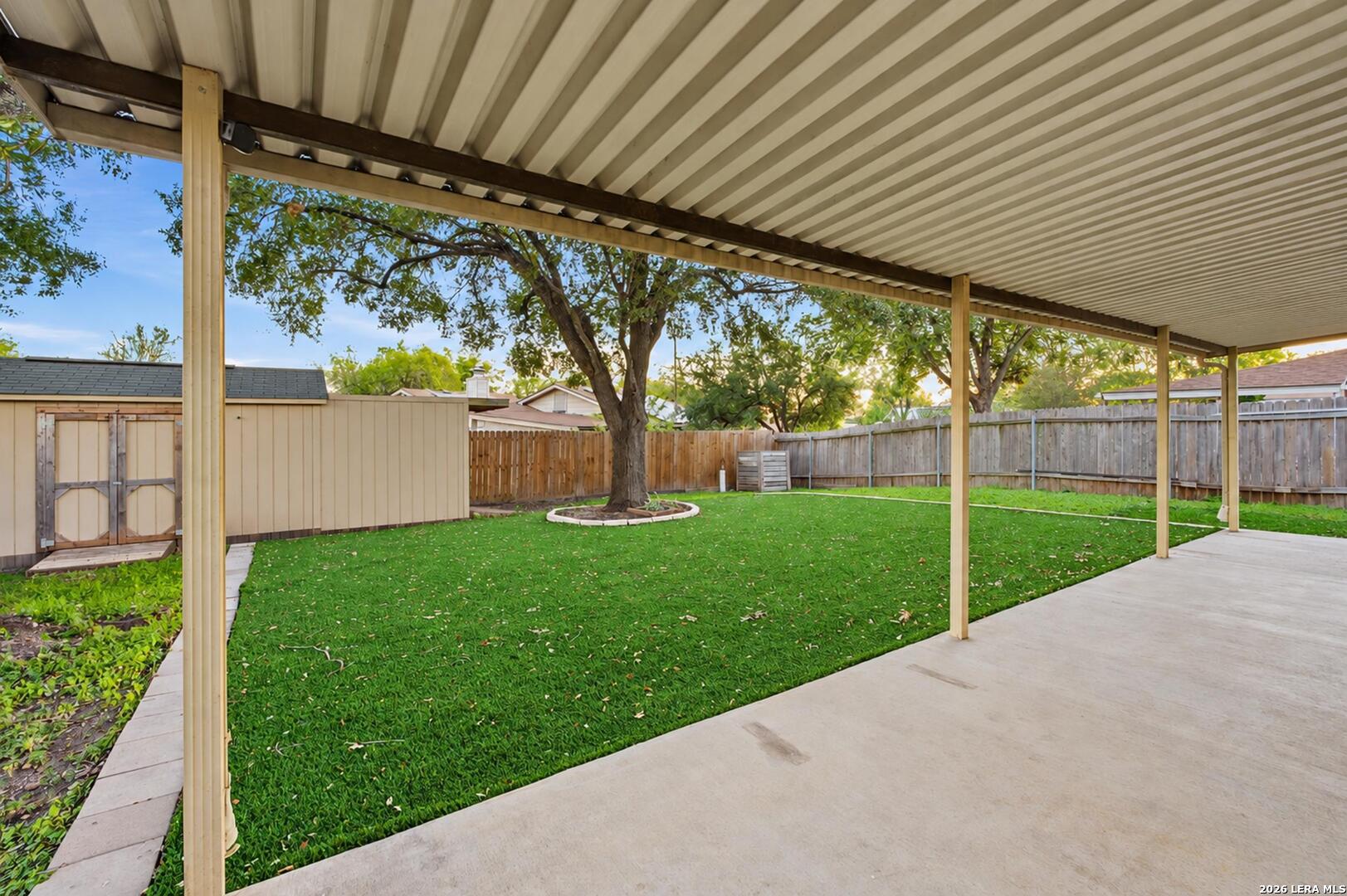 main property photo 27