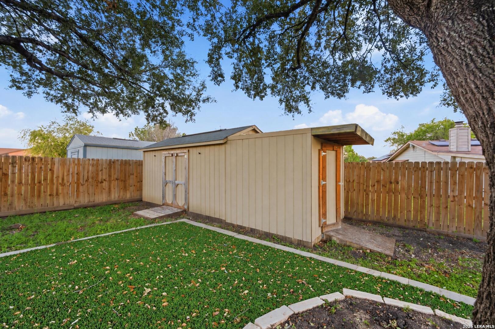 main property photo 31