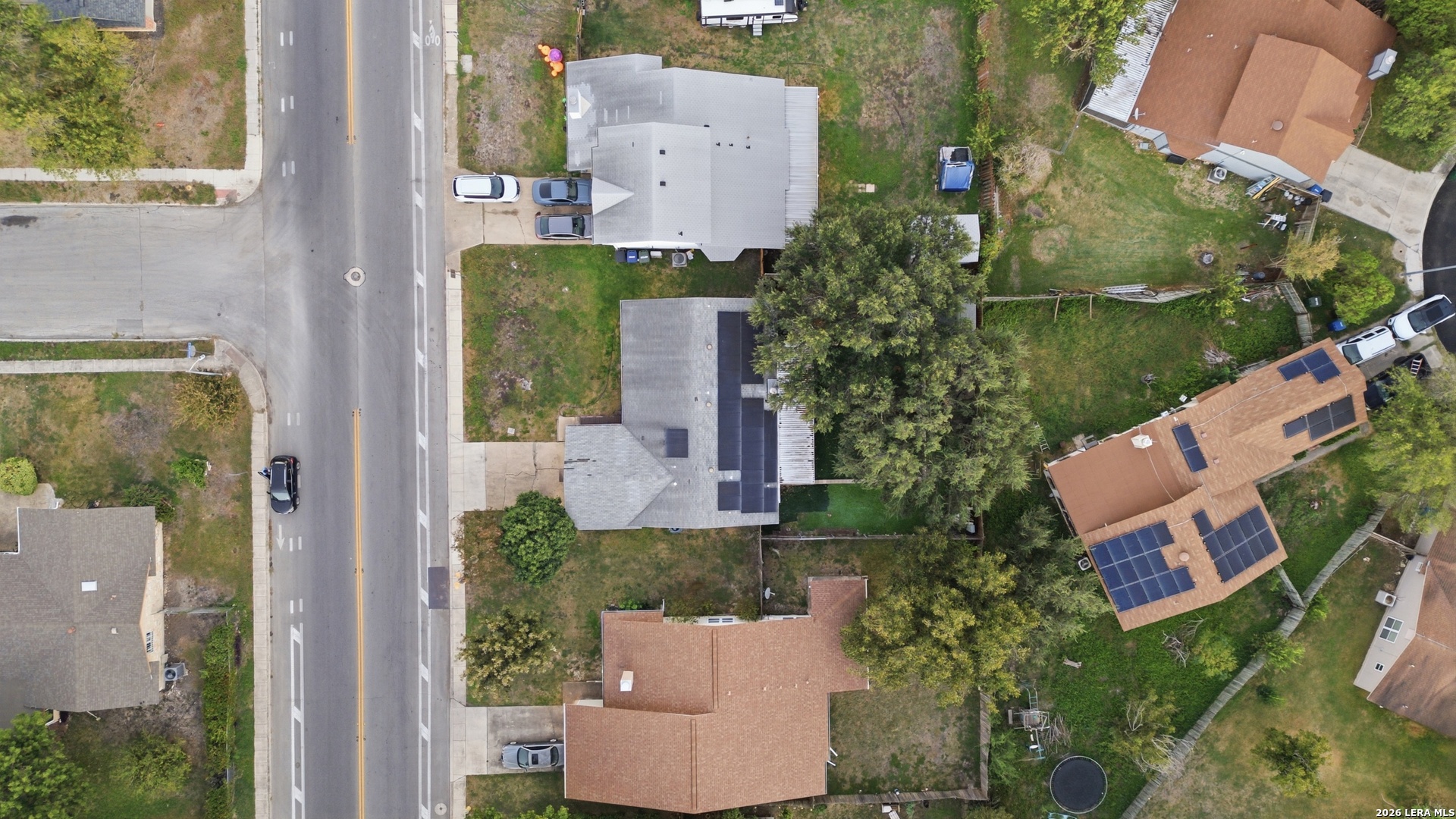 main property photo 33