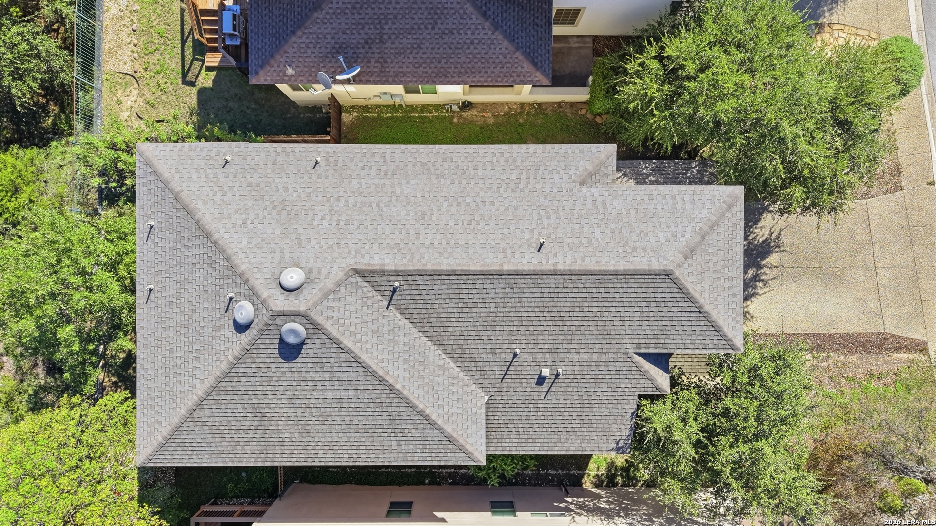 main property photo 72
