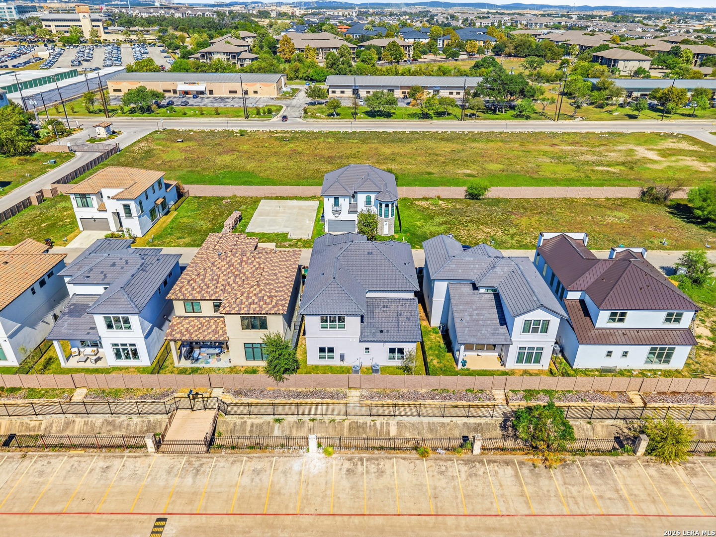 main property photo 38