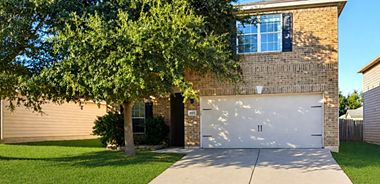 image of property with 5 Bed | 2 Bath | 2,576 Sqft
