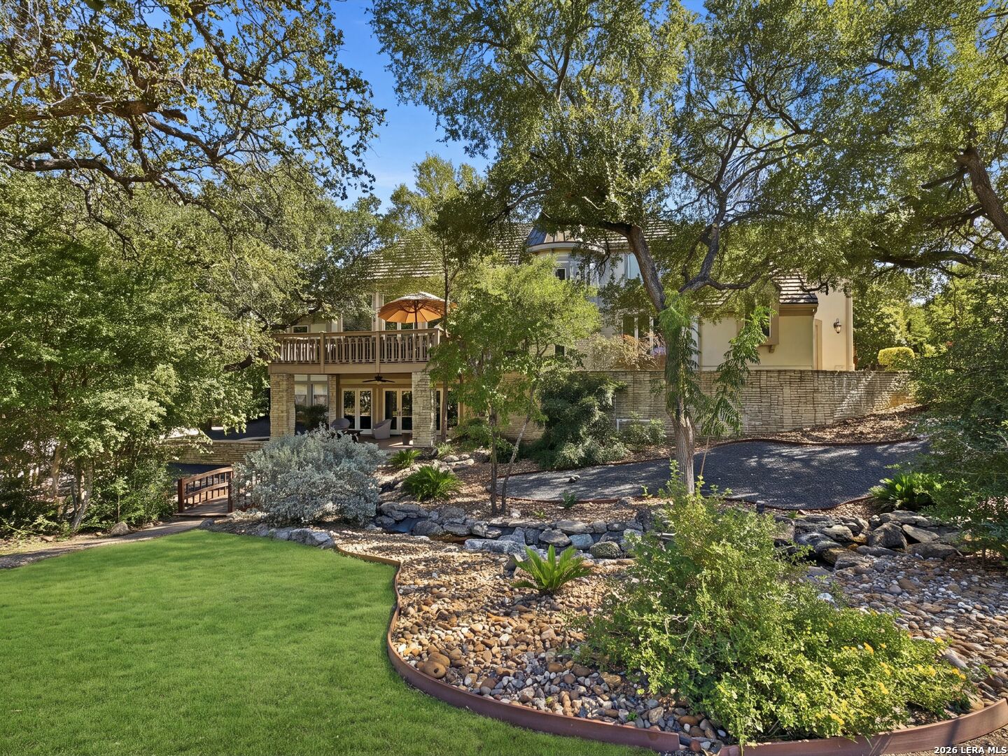 main property photo 0