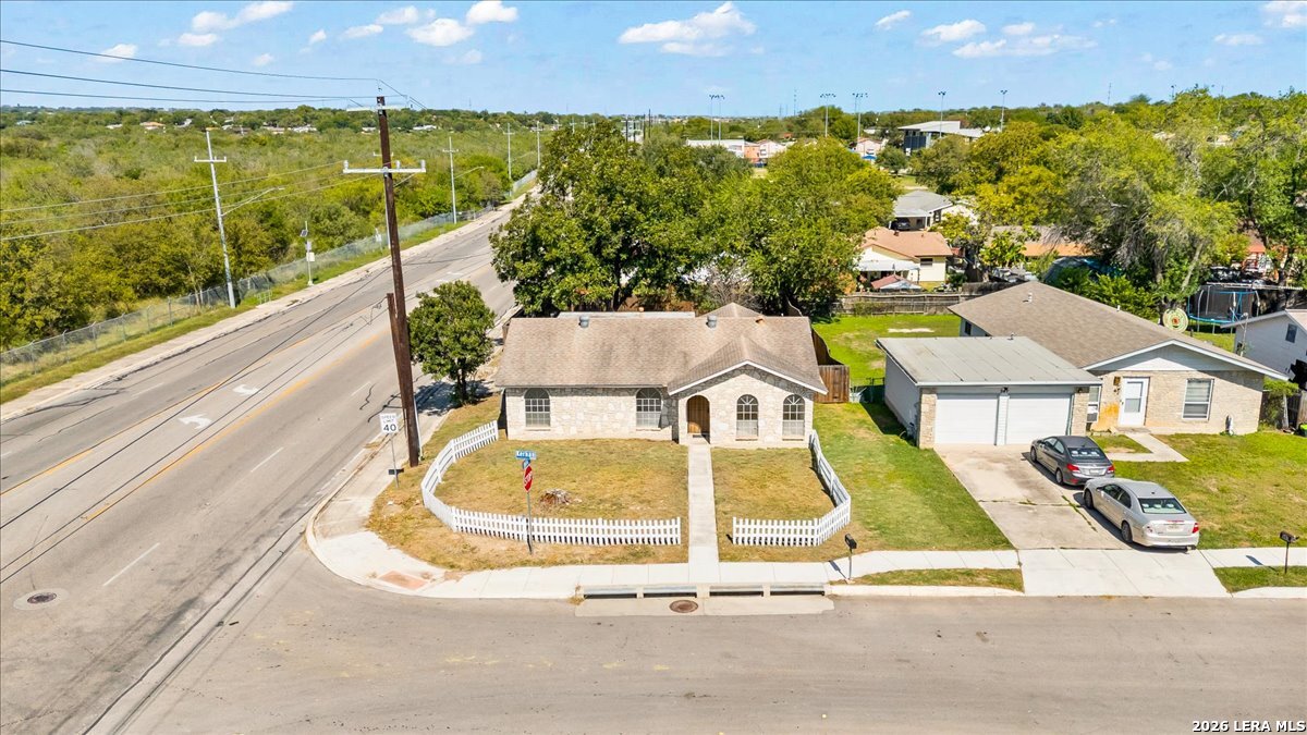 main property photo 36