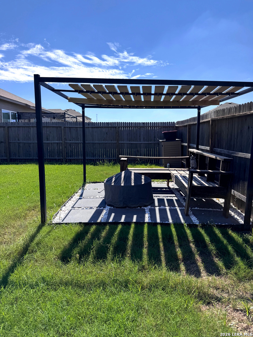 main property photo 18