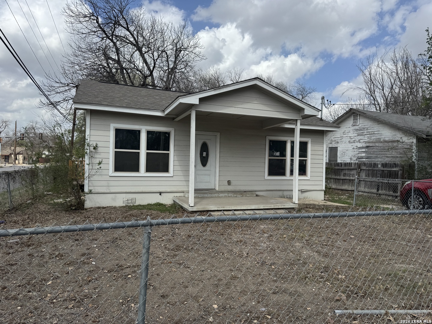 main property photo 0