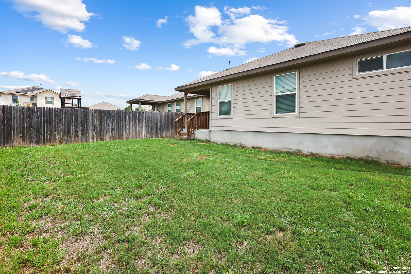 main property photo 22