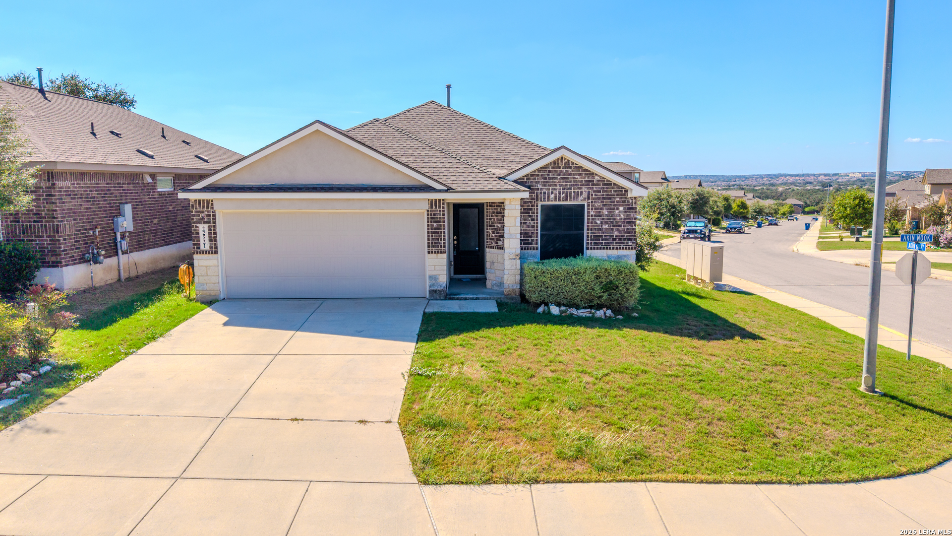 main property photo 0