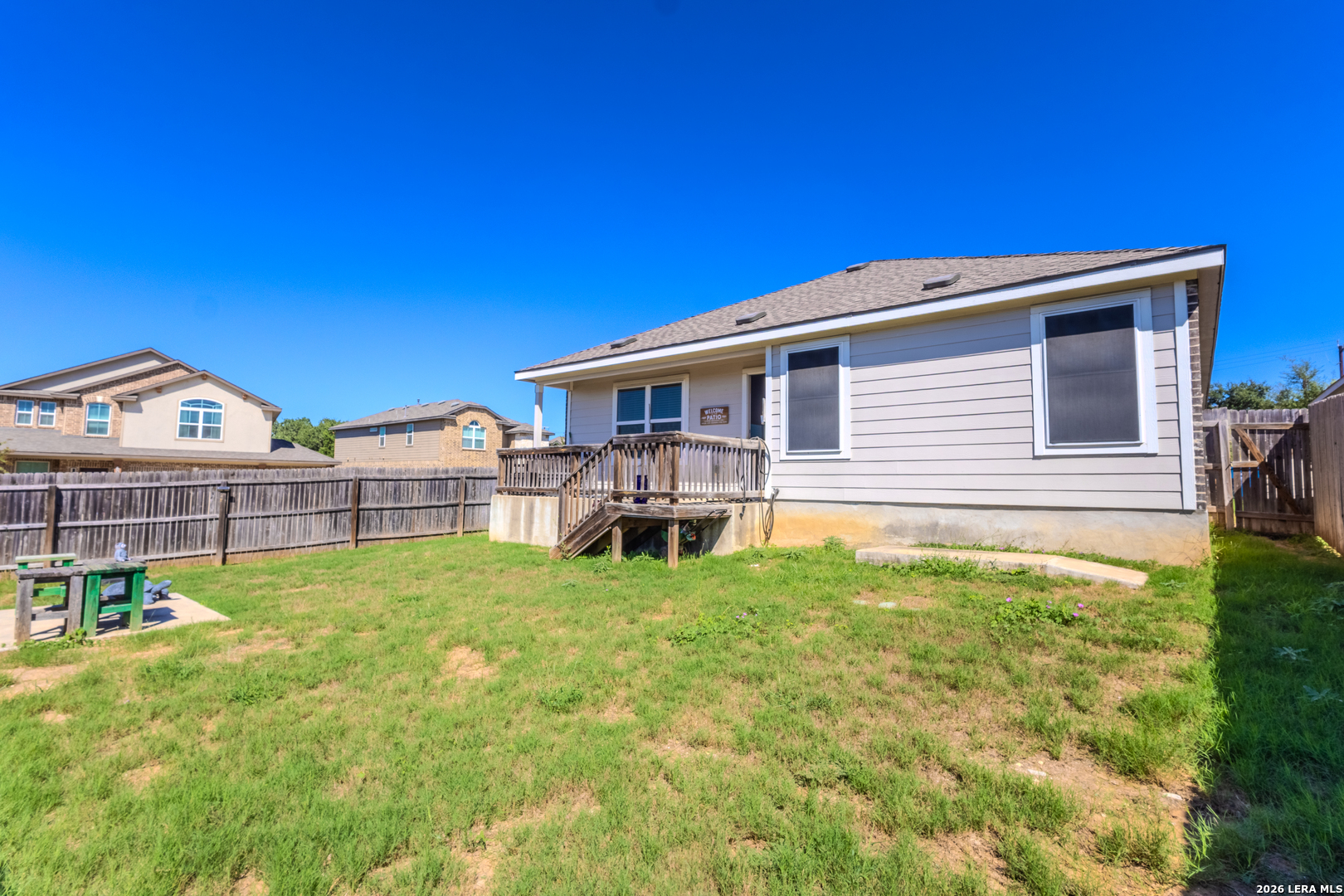 main property photo 32