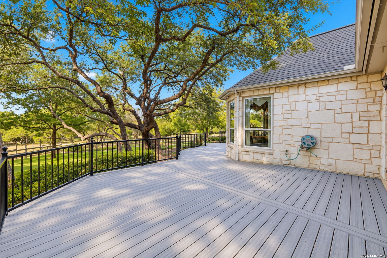 main property photo 46