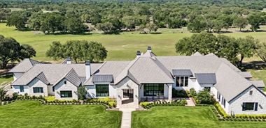 image of property with 4 Bed | 4 Bath | 8,107 Sqft