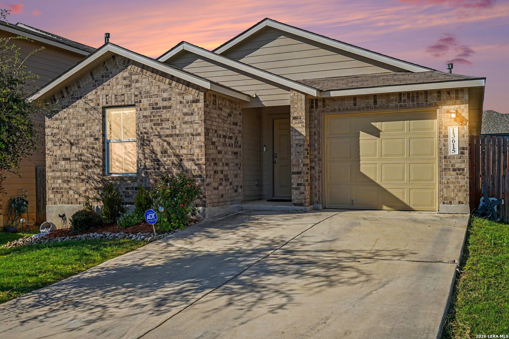main property photo 0