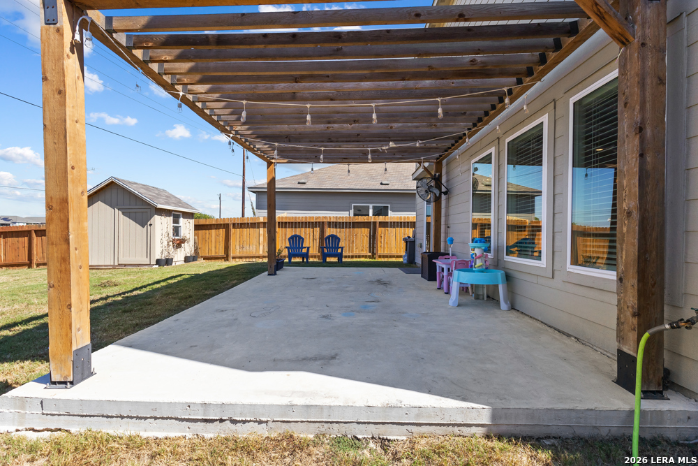 main property photo 31