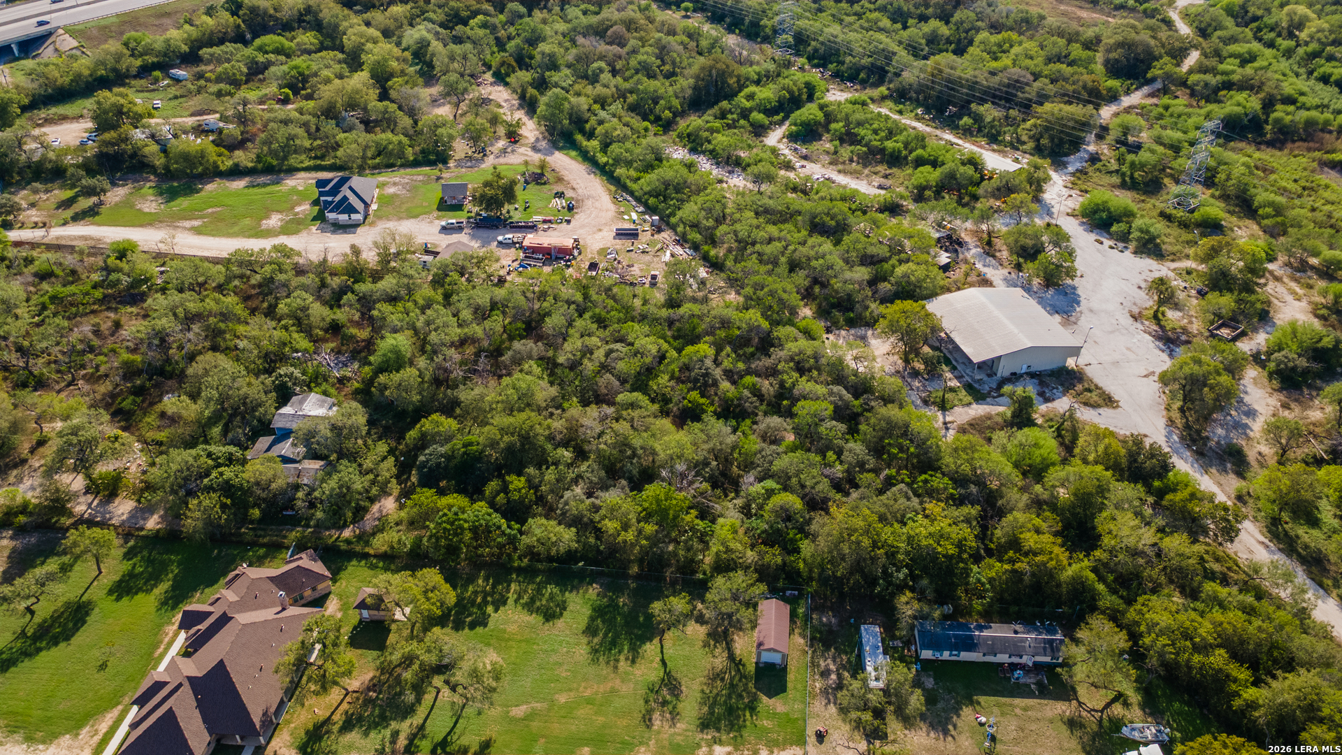 main property photo 17