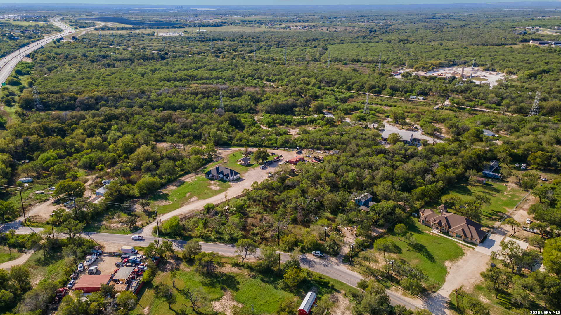 main property photo 6