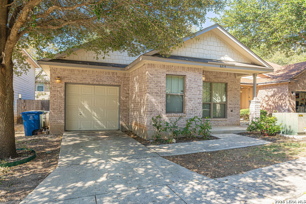 main property photo 0