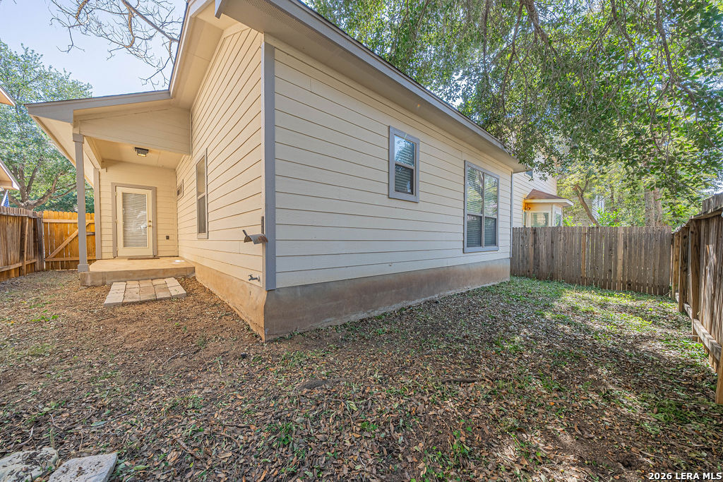 main property photo 27