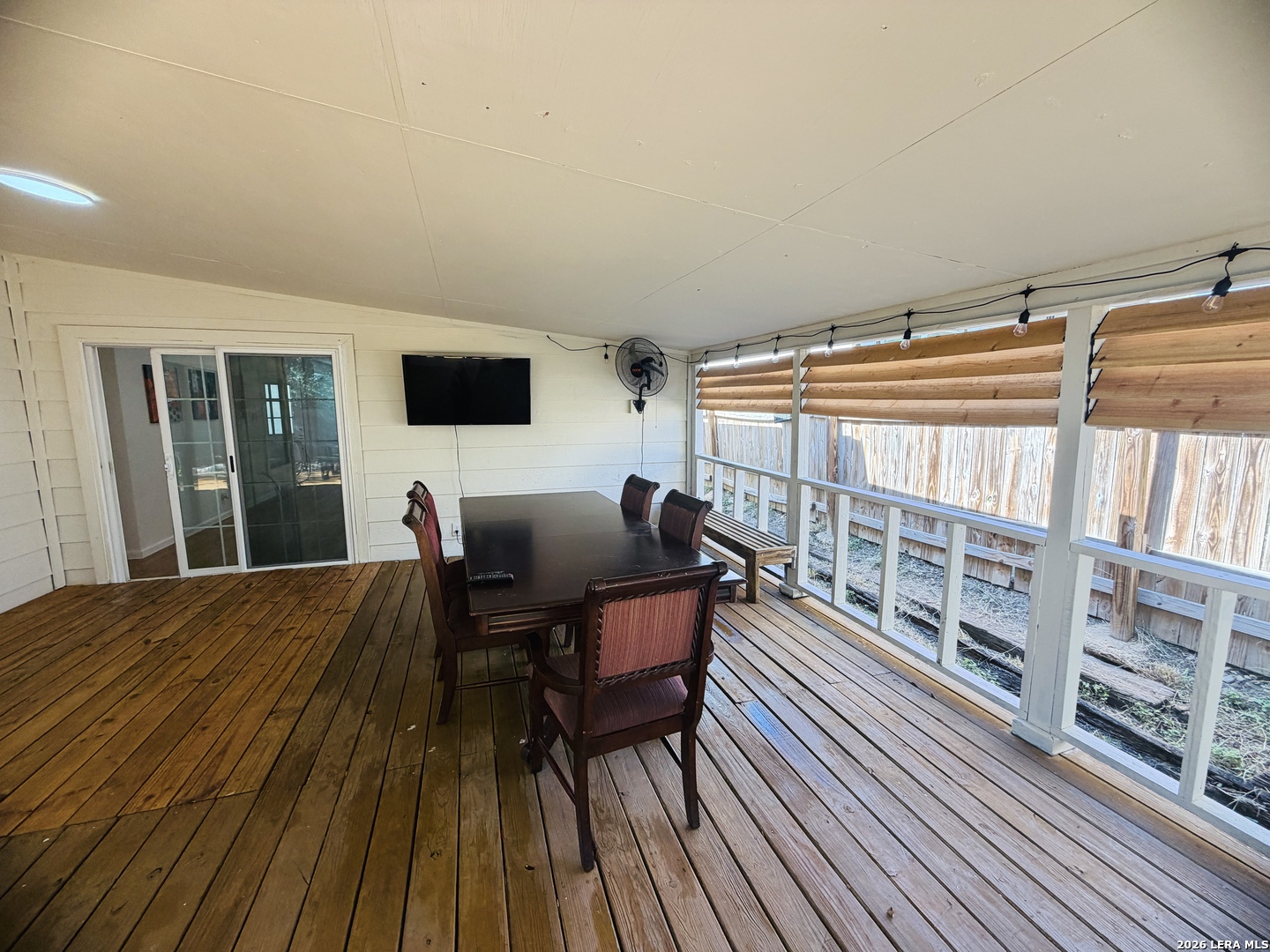 main property photo 23