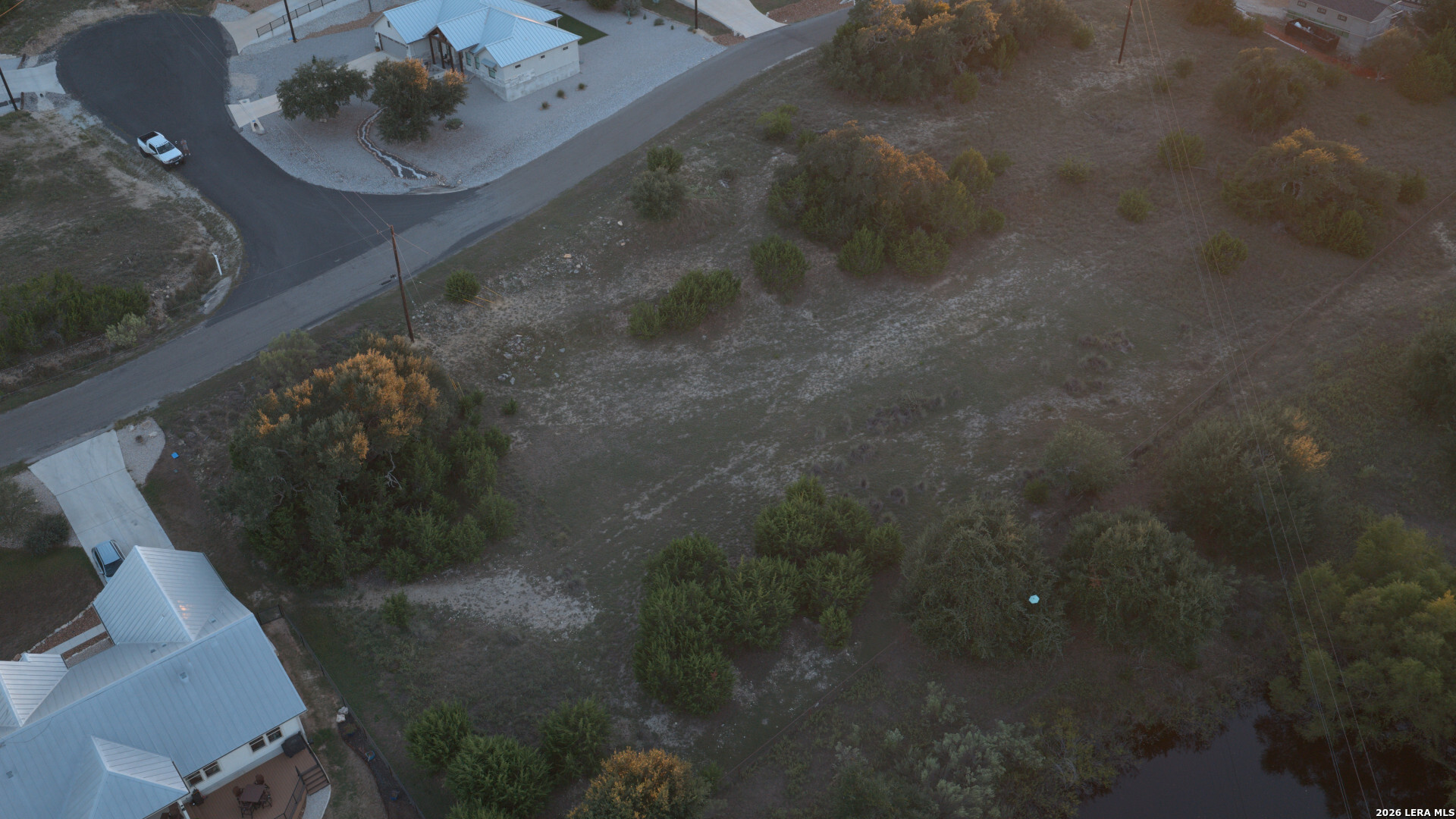 main property photo 17