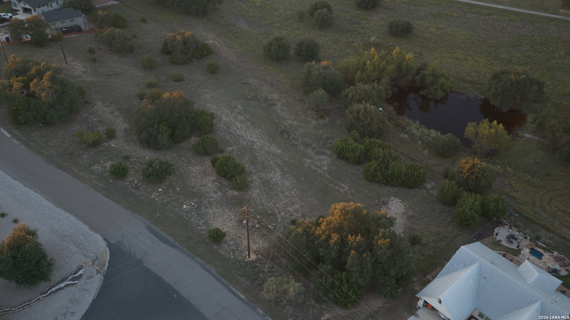 main property photo 19