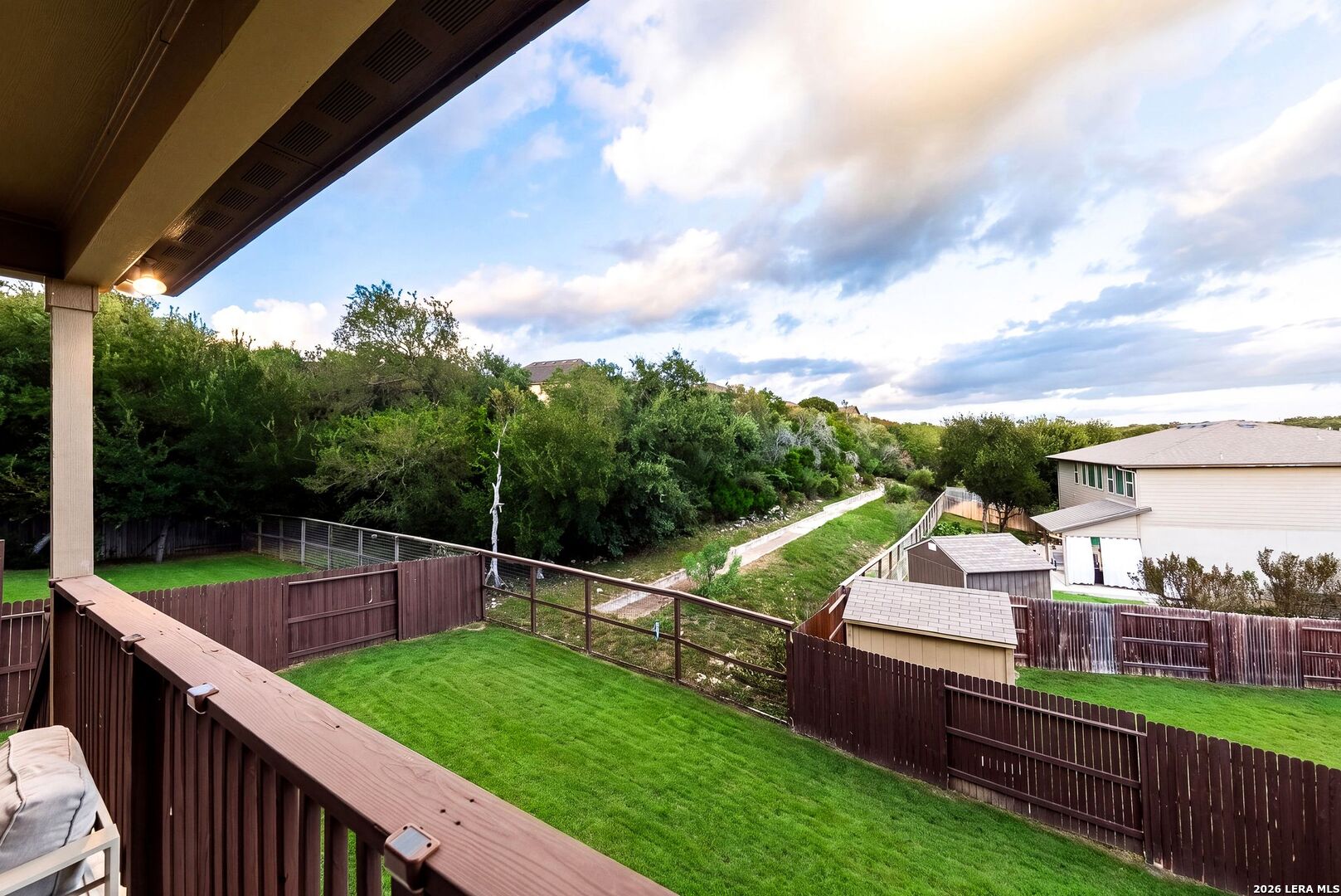 main property photo 50