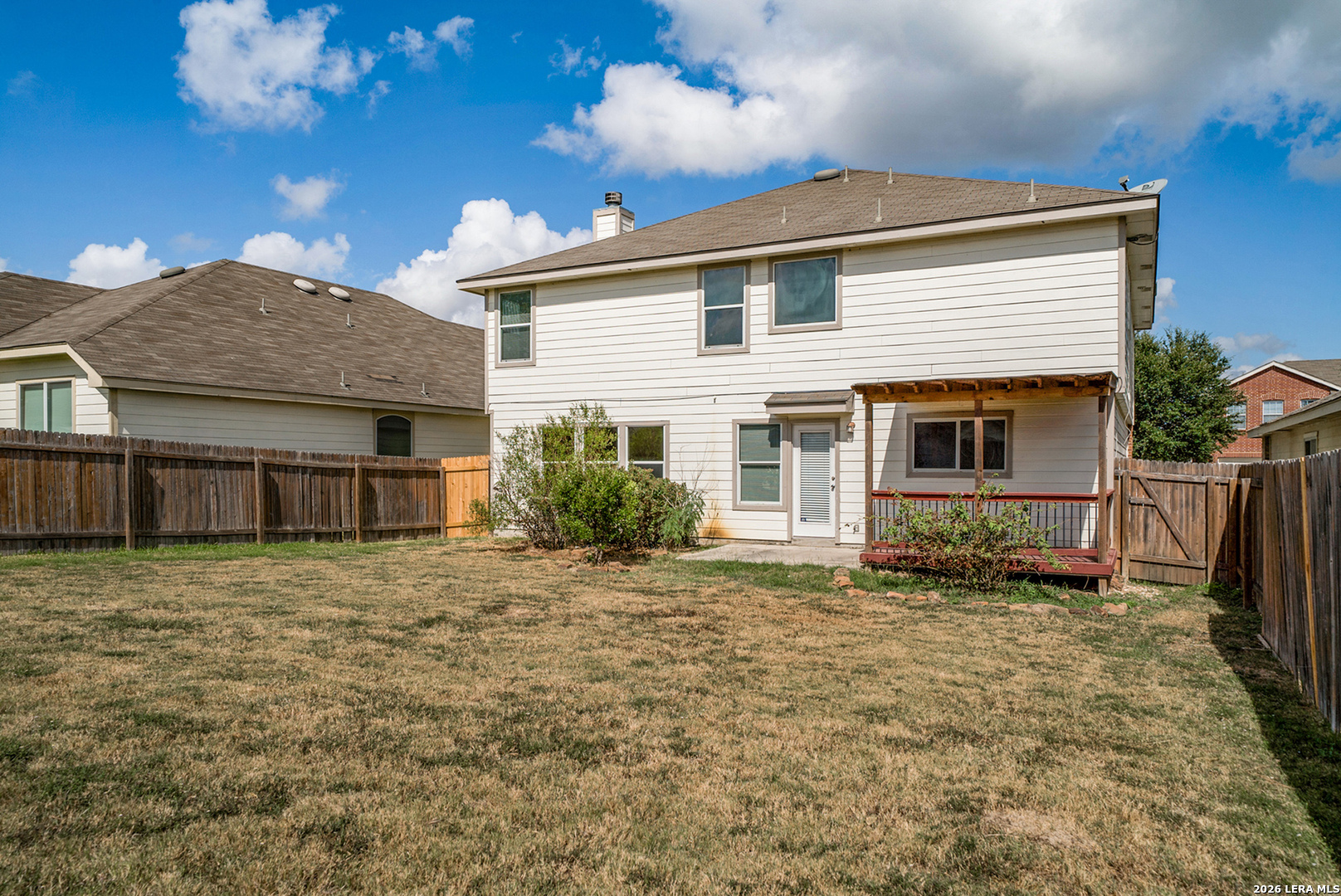 main property photo 23