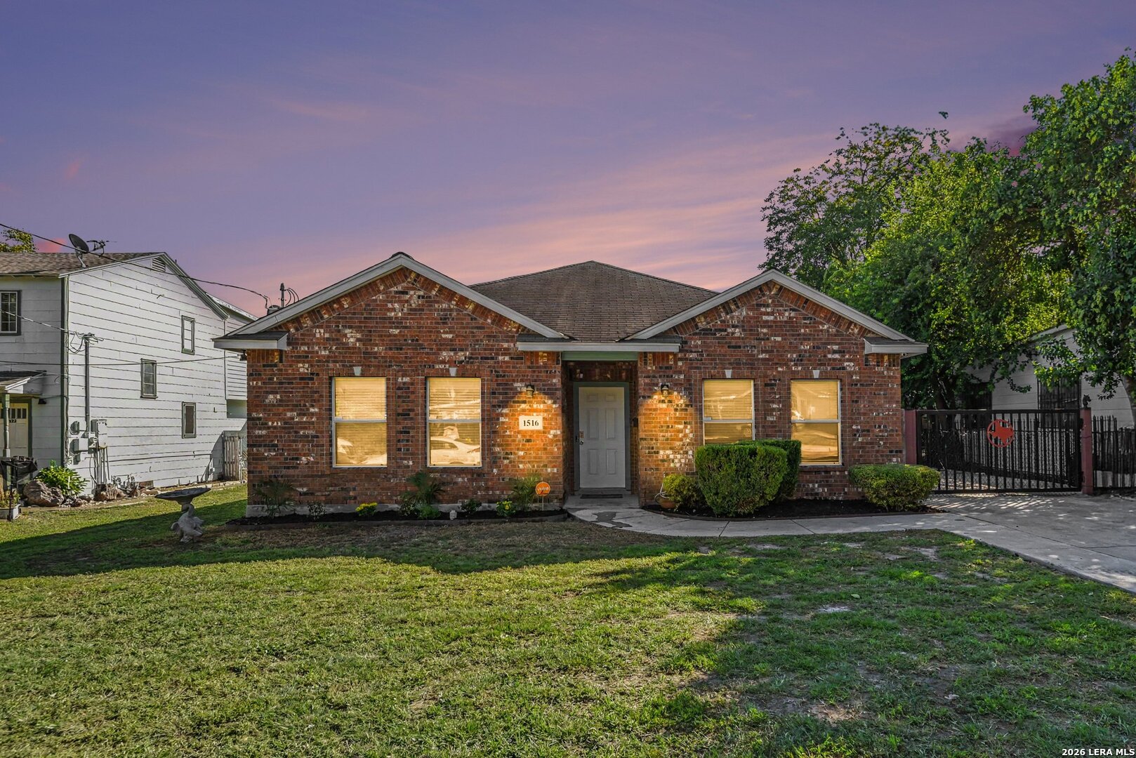 main property photo 0