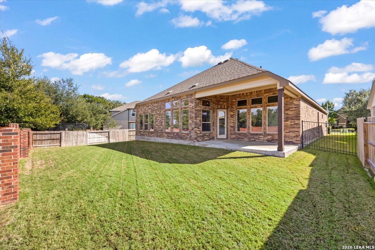 main property photo 41