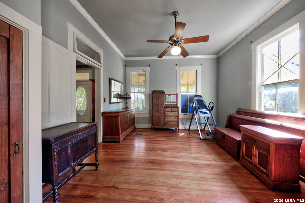 main property photo 19