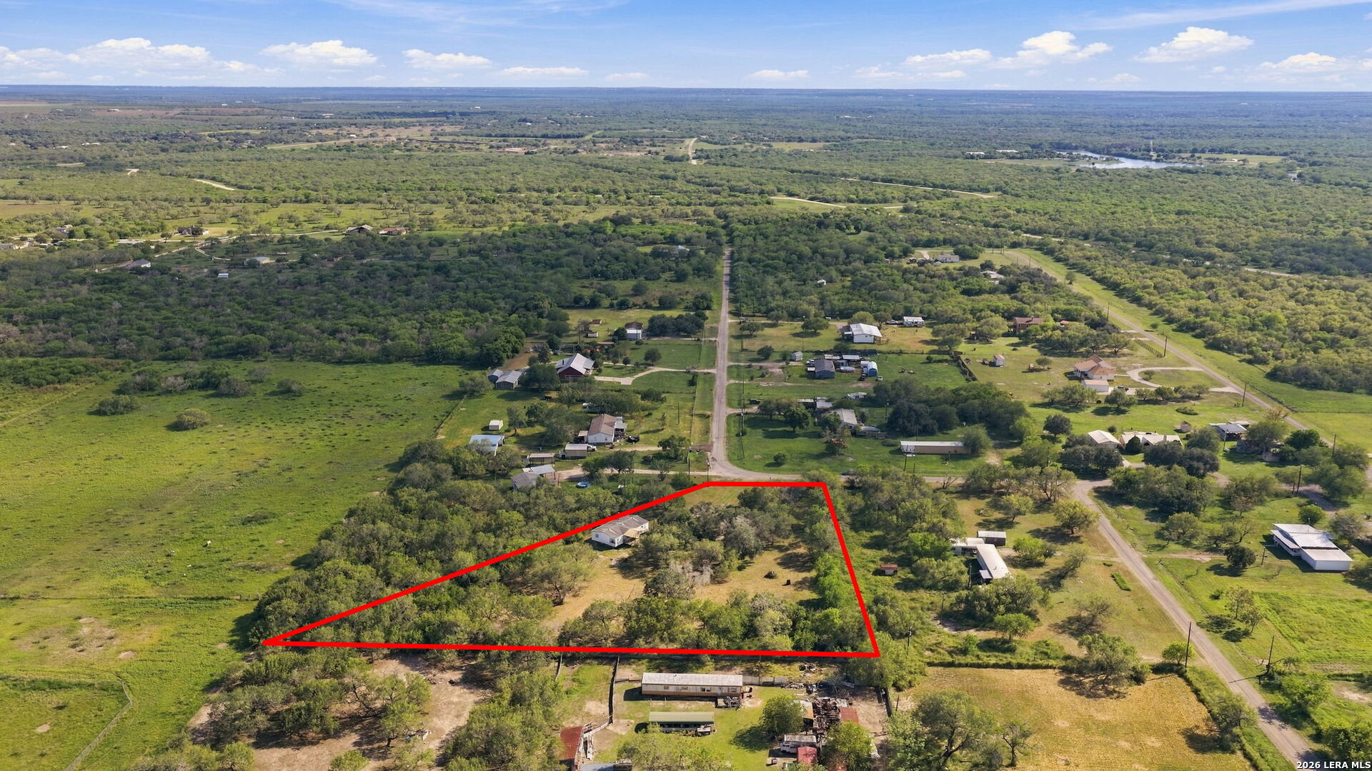 main property photo 37