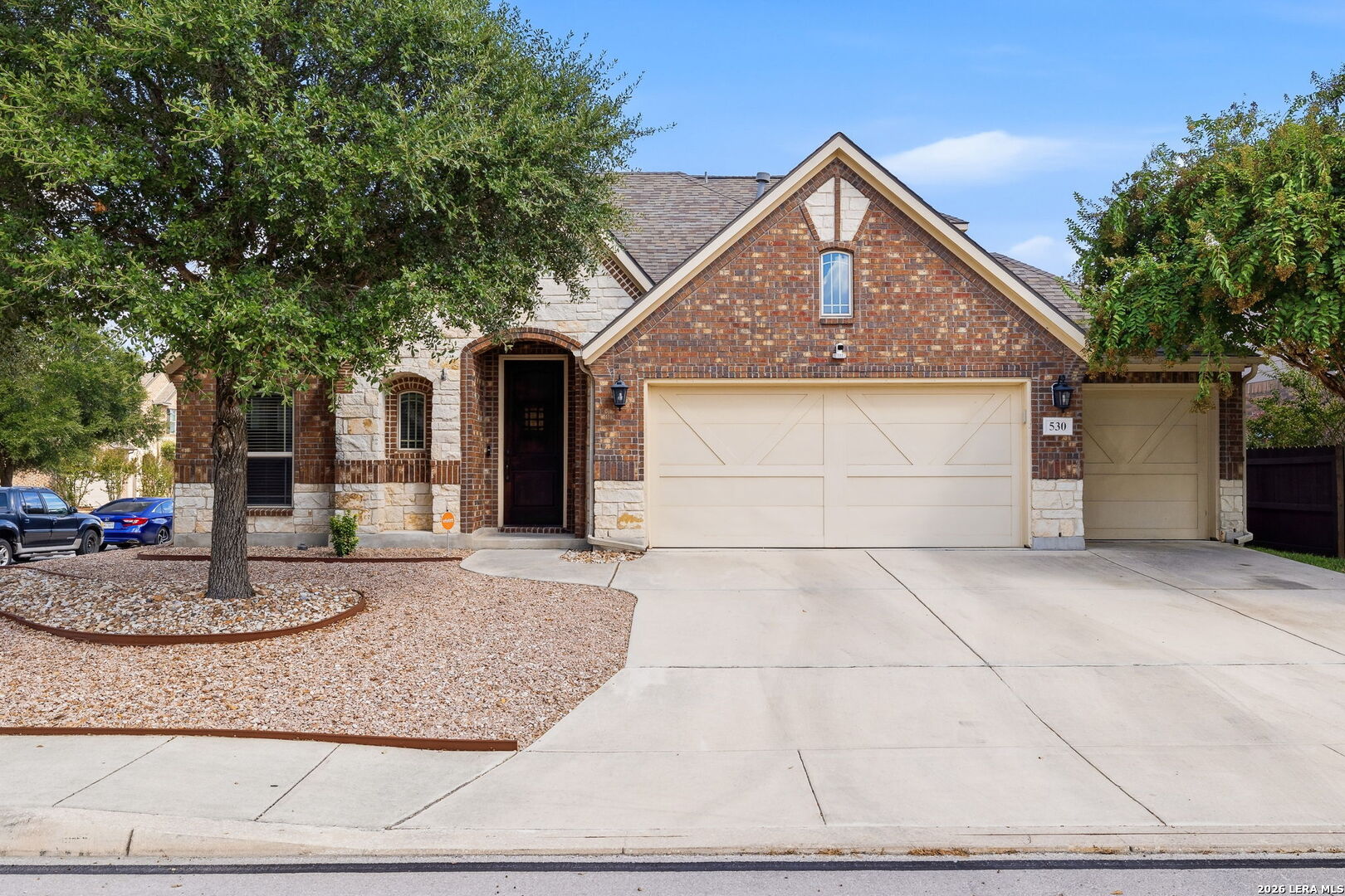 main property photo 0