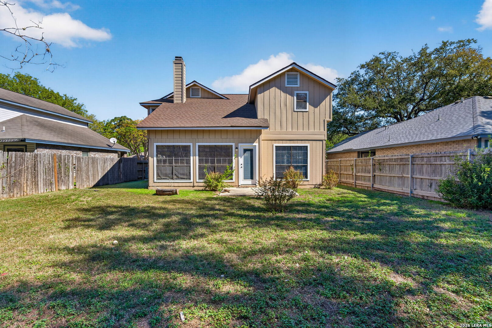 main property photo 30