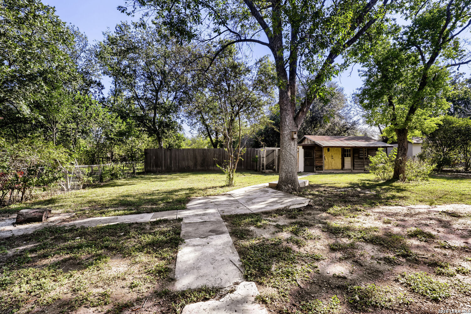main property photo 22