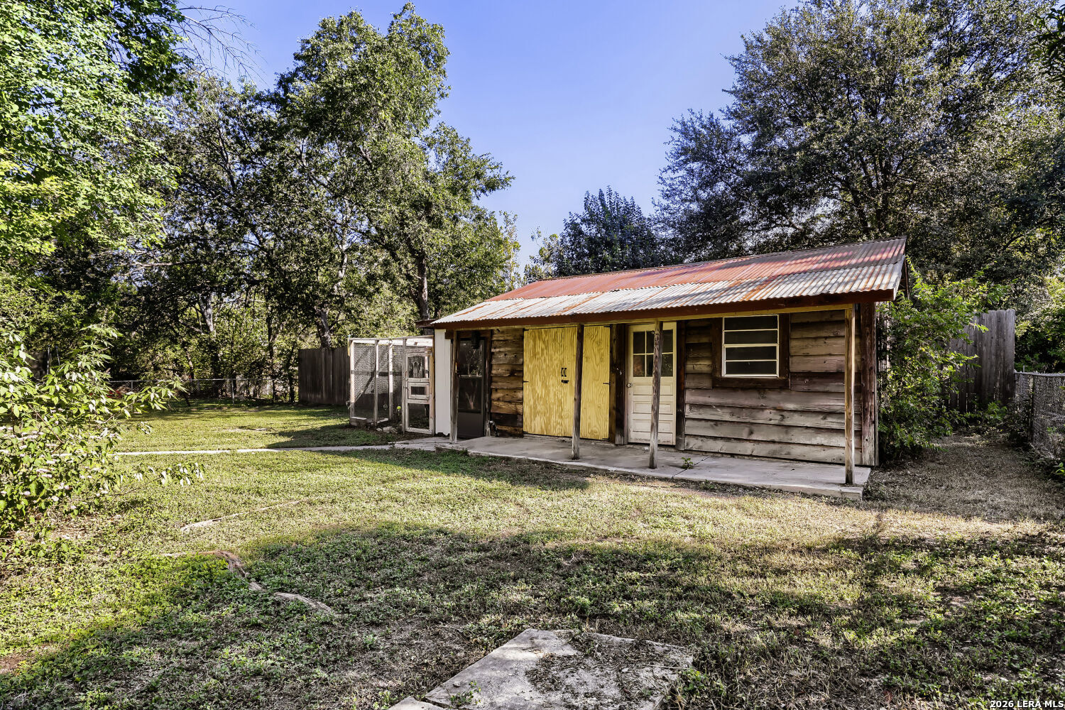 main property photo 23