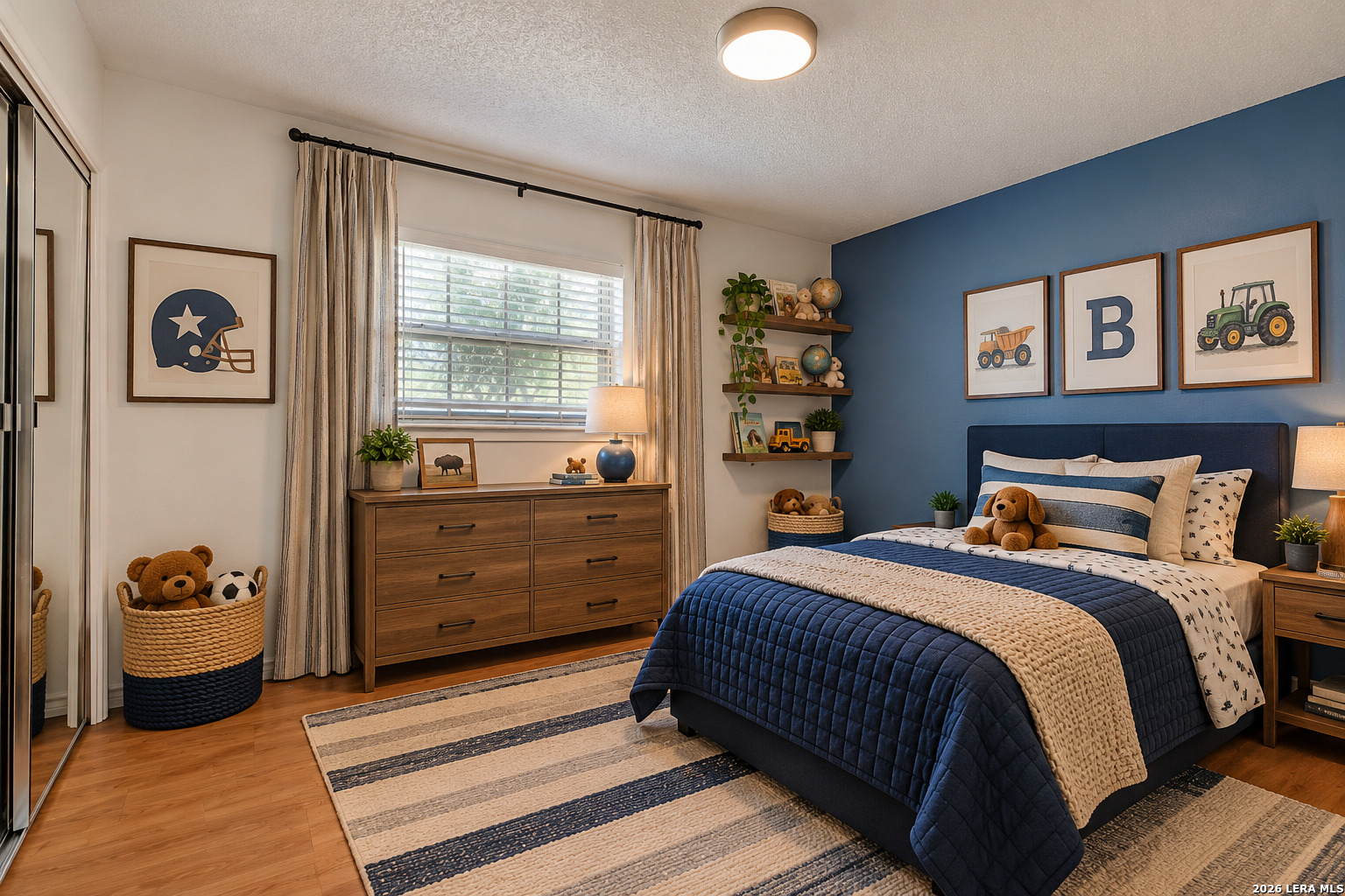 main property photo 9