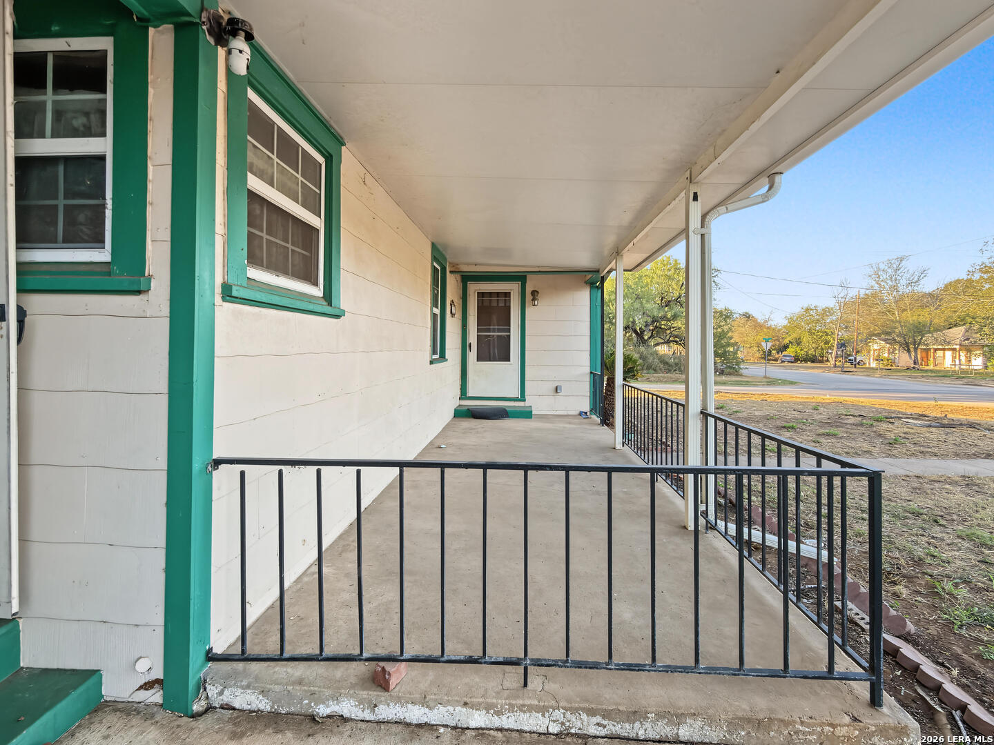 main property photo 7