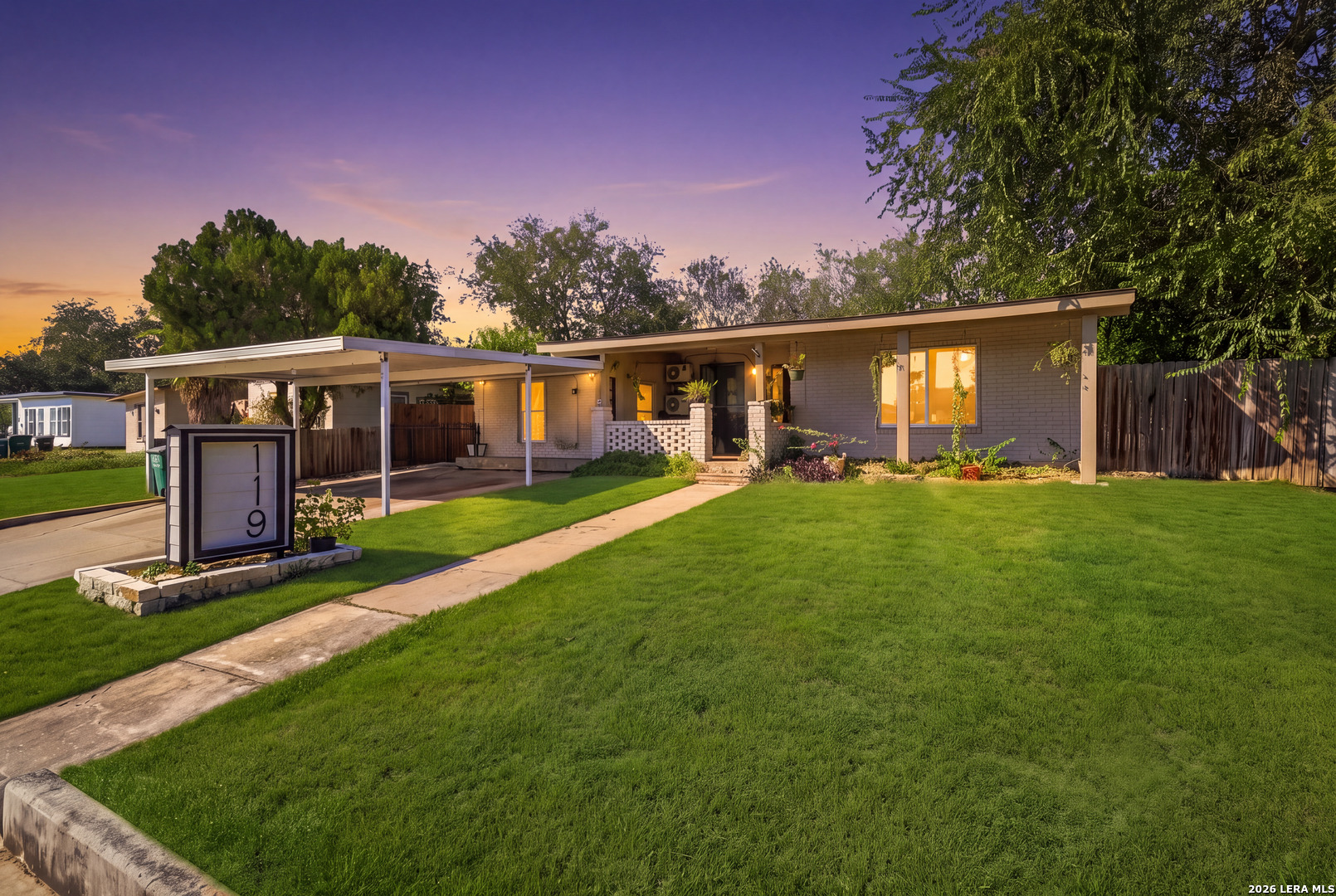 main property photo 0