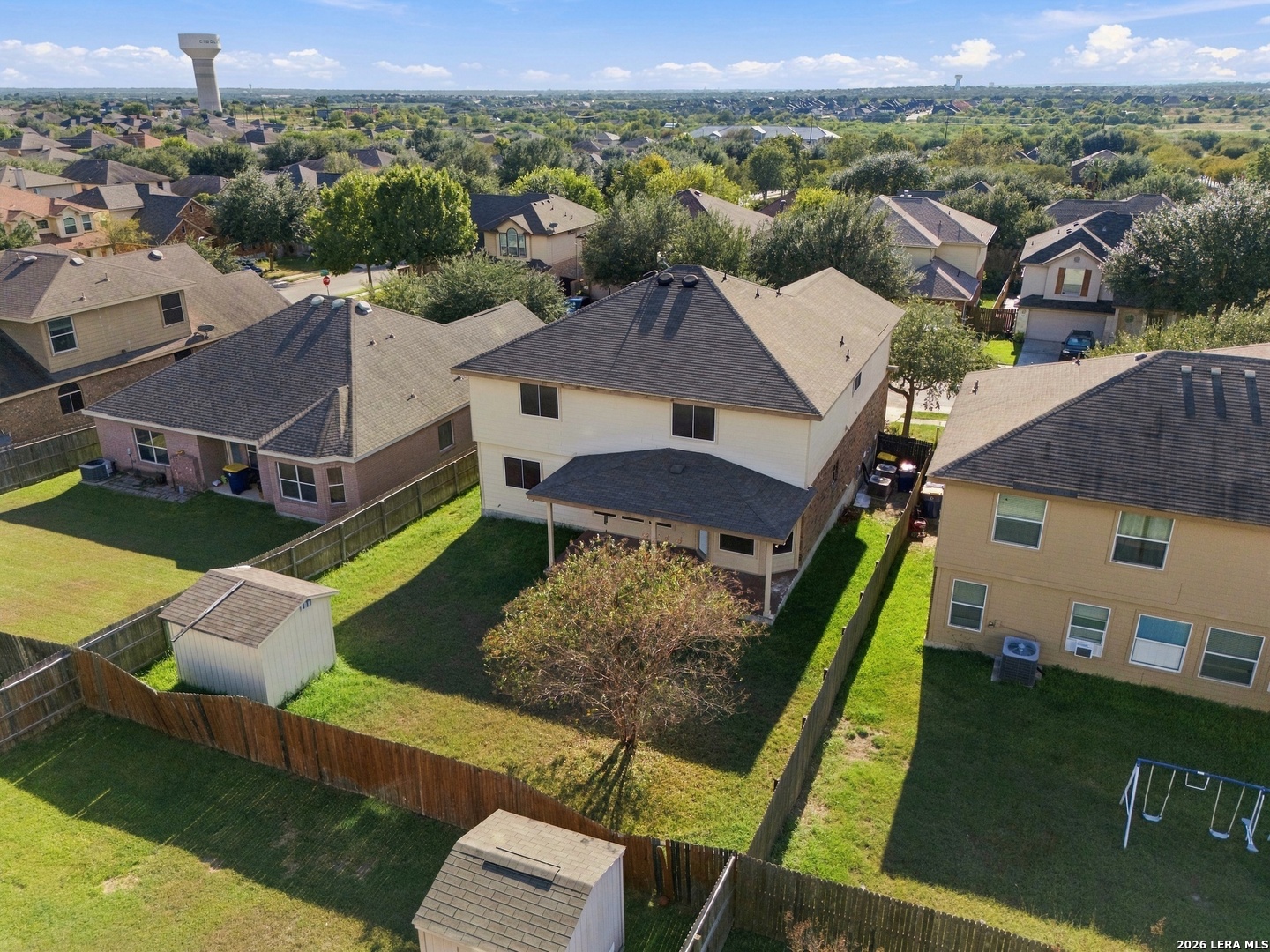 main property photo 33