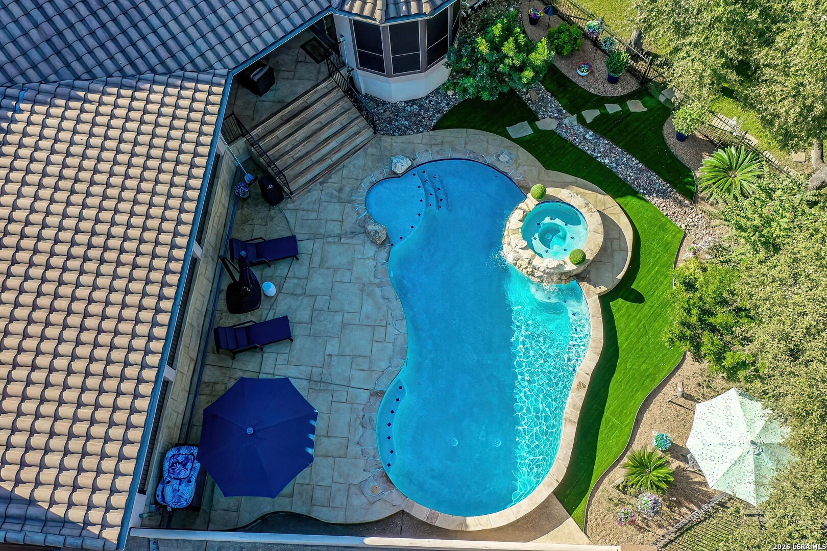 main property photo 46
