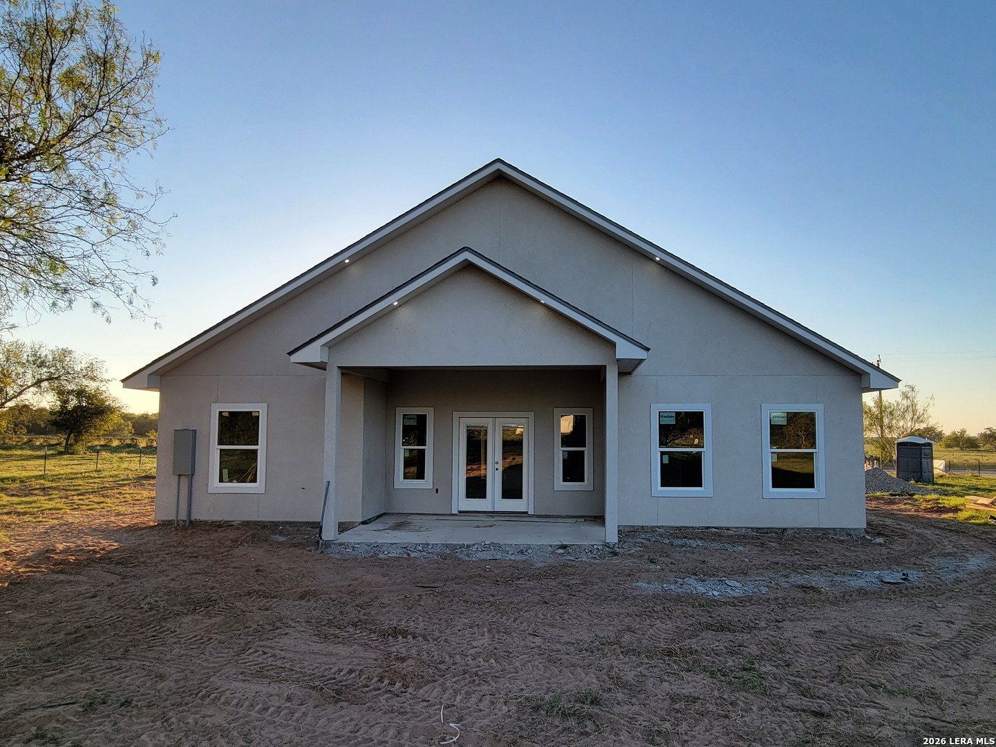 main property photo 3