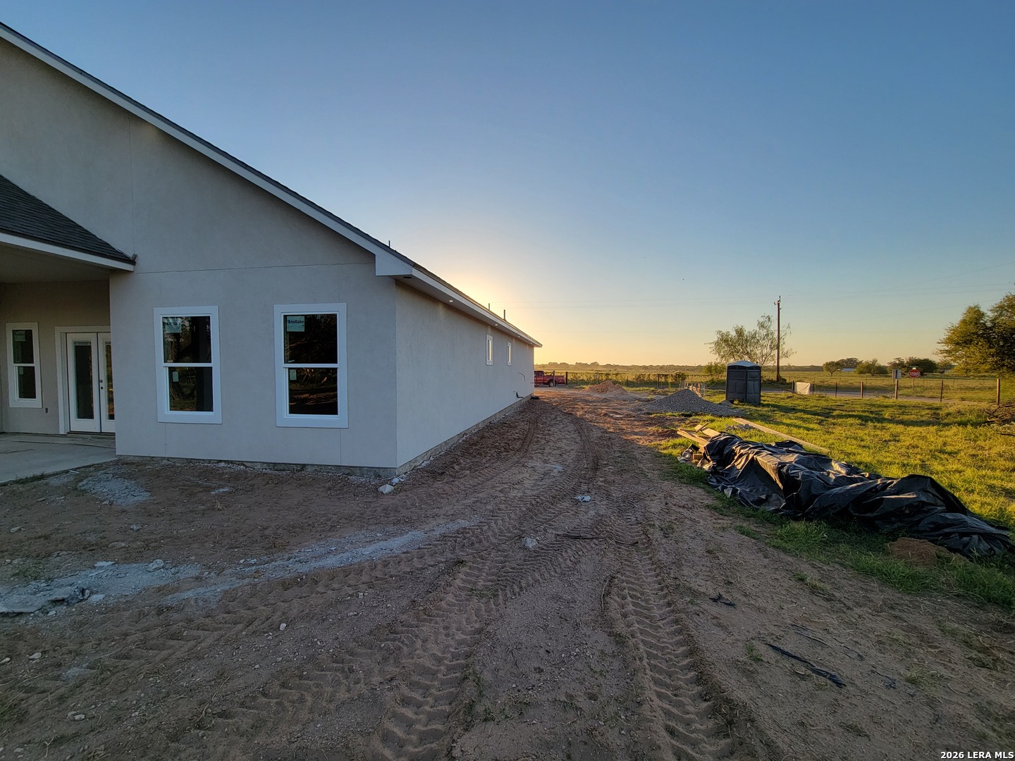 main property photo 6