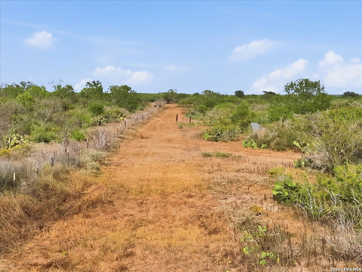 main property photo 10