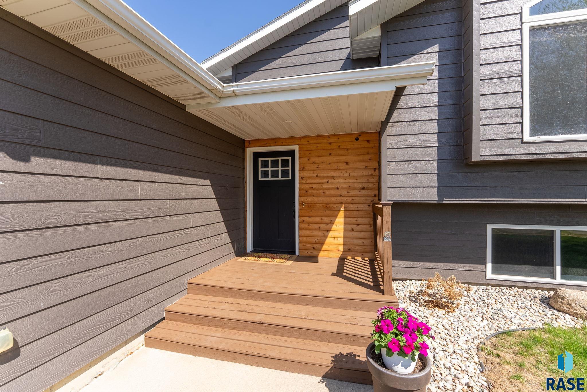 property viewer photo 1