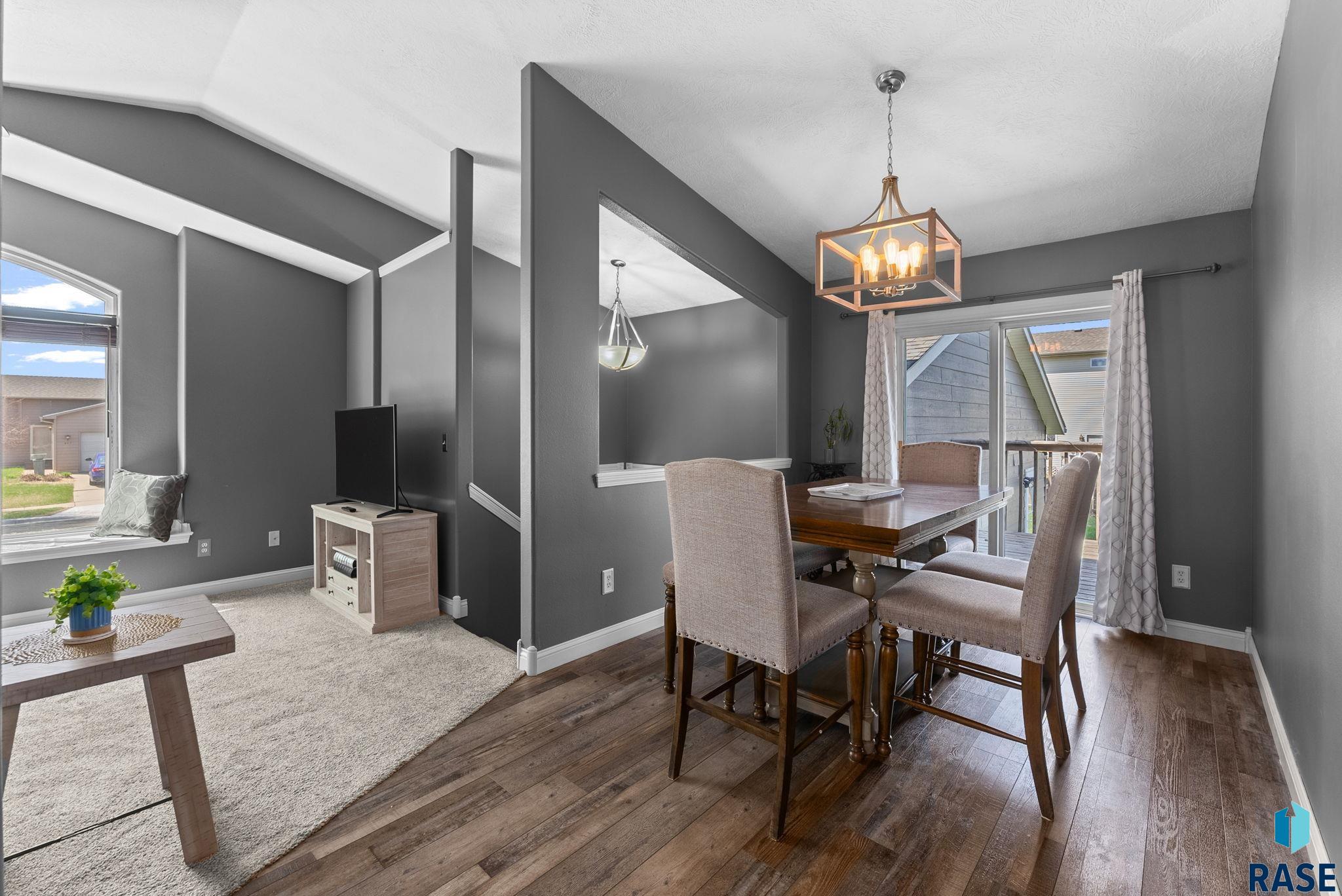 property viewer photo 12