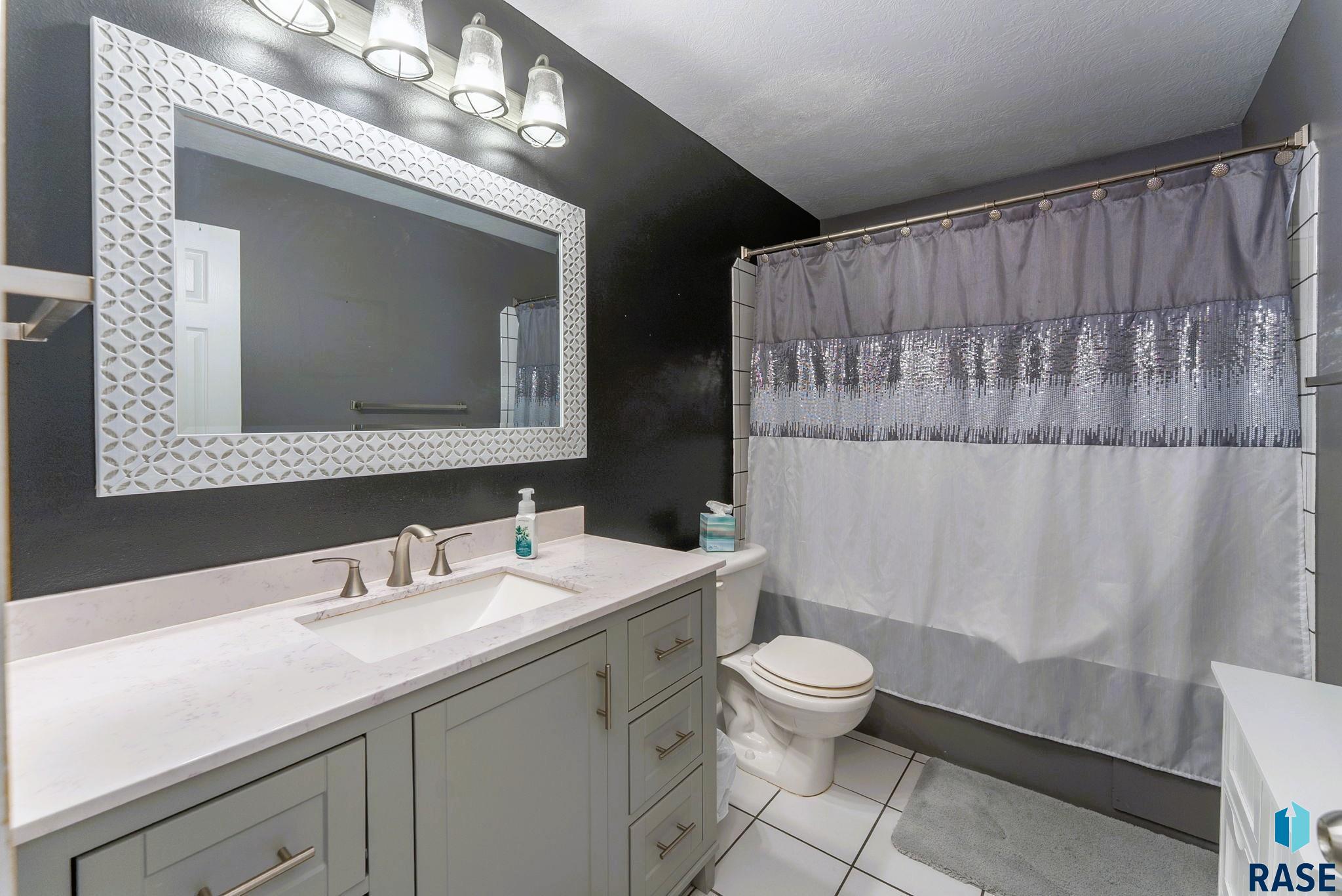 property viewer photo 17