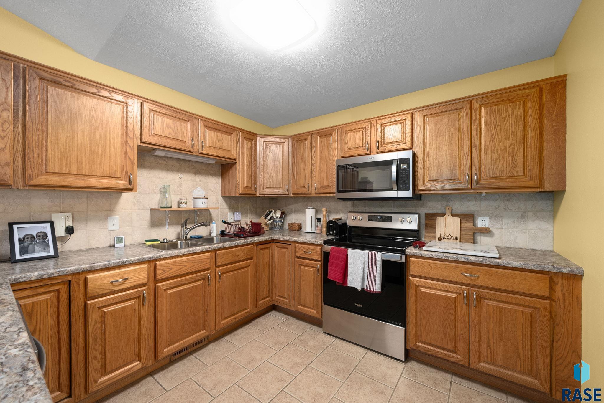 property viewer photo 12