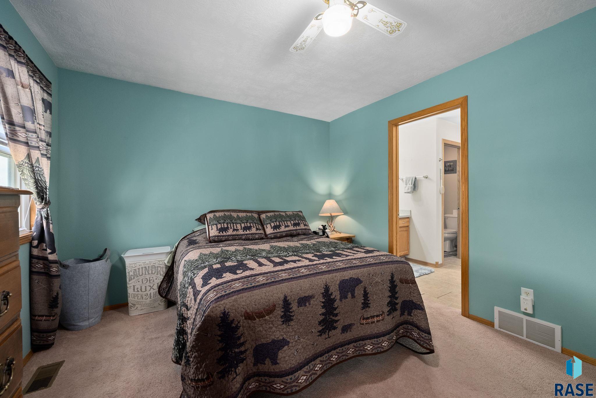 property viewer photo 17