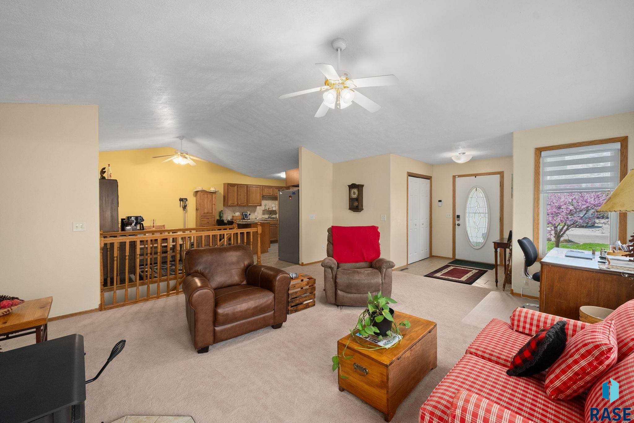 property viewer photo 2