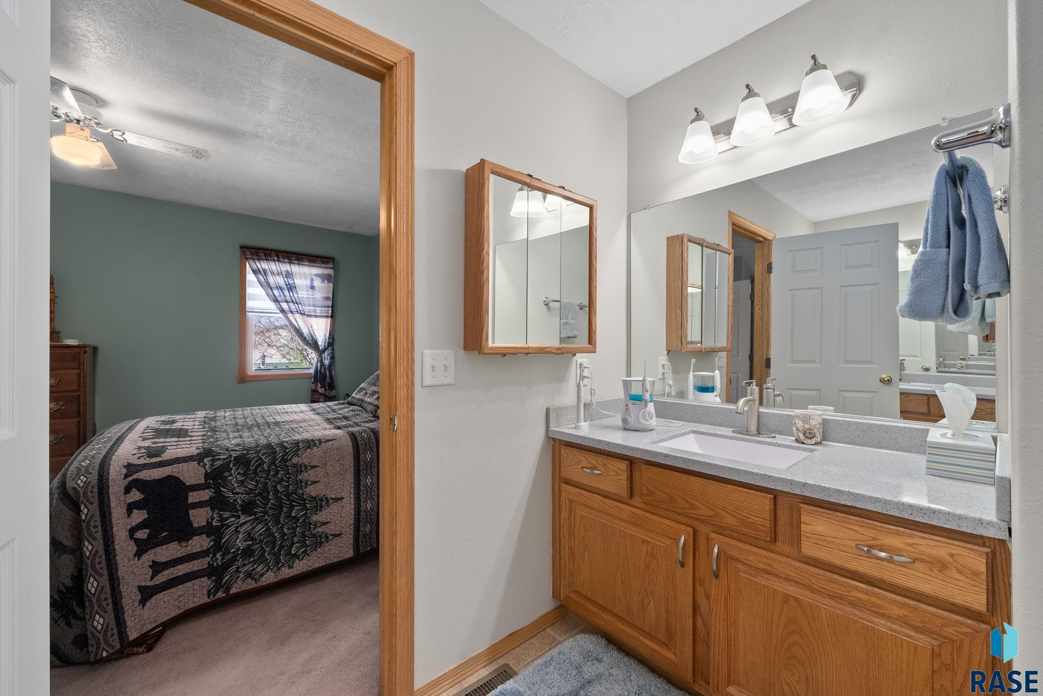 property viewer photo 20